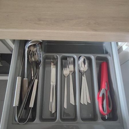 Chic Et Moderne+Wifi+Netflix Apartment Argenteuil Luaran gambar